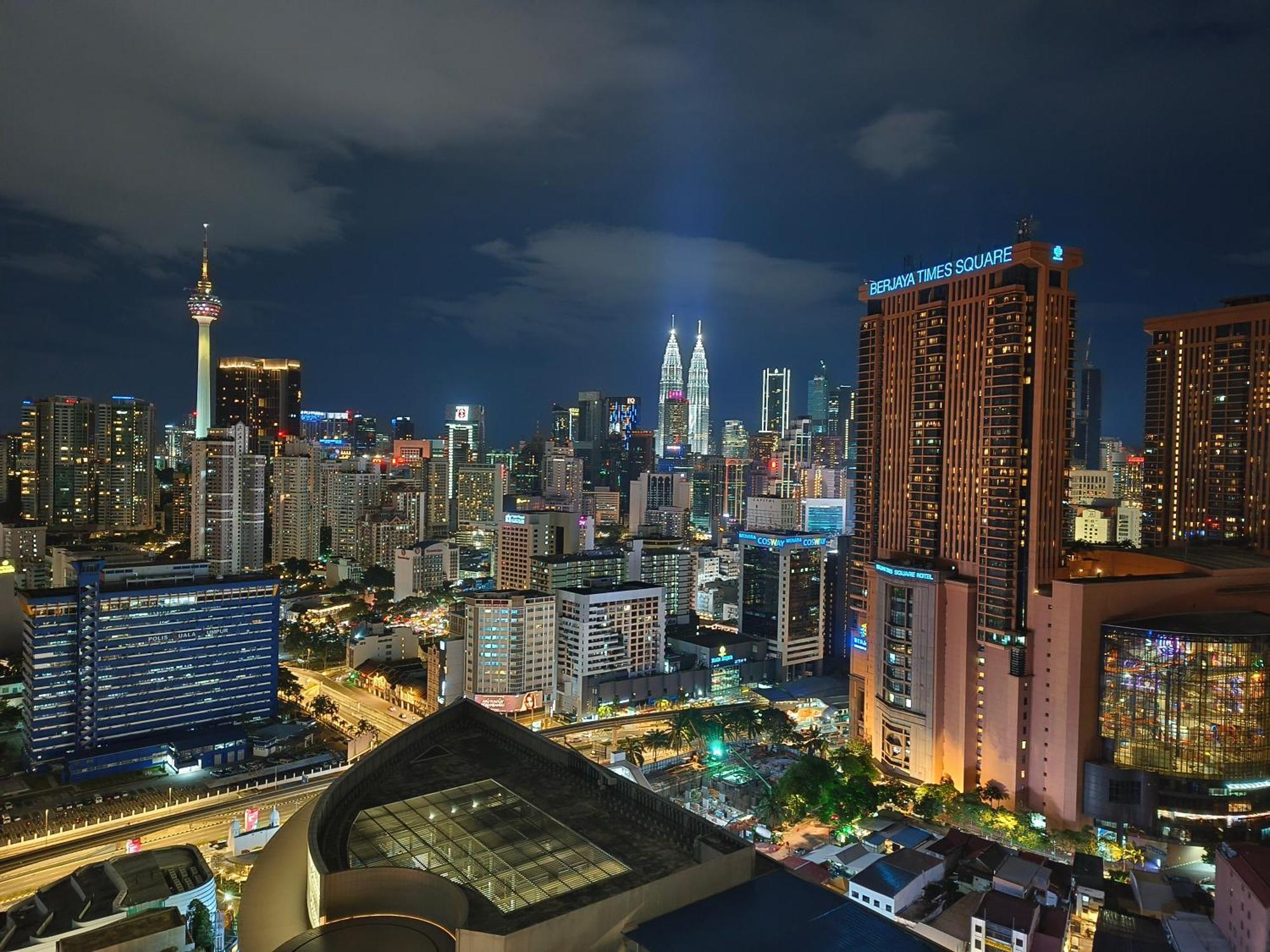 Lucentia Suites Klcc By City View Kuala Lumpur Exterior foto